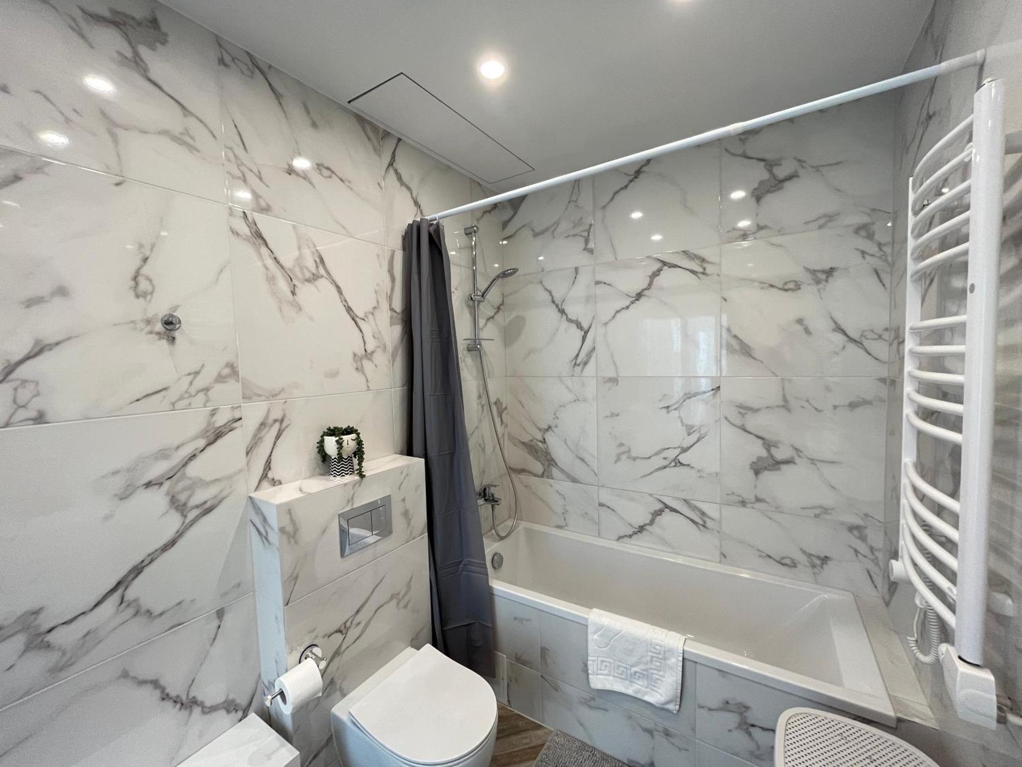 Cohost I New Basteja Life Apartments W-Garage Prkg & Self Check-In VNO Szoba fotó